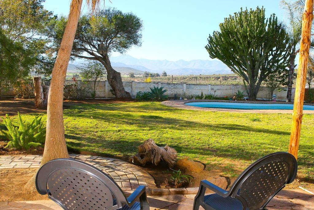 Oudtshoorn Homestay Accommodation Екстериор снимка